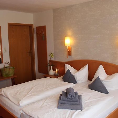 Ferien- Und Wellnesshotel Waldfrieden Hitzacker Esterno foto