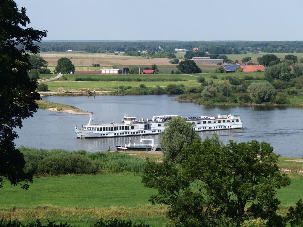 Ferien- Und Wellnesshotel Waldfrieden Hitzacker Esterno foto