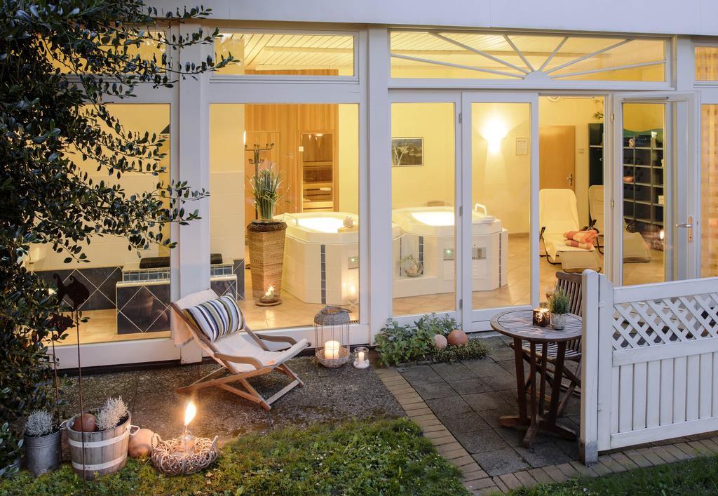 Ferien- Und Wellnesshotel Waldfrieden Hitzacker Esterno foto
