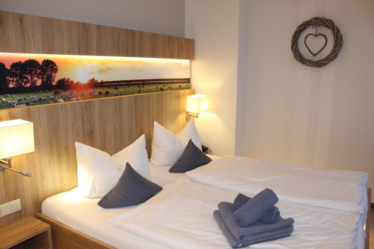Ferien- Und Wellnesshotel Waldfrieden Hitzacker Esterno foto