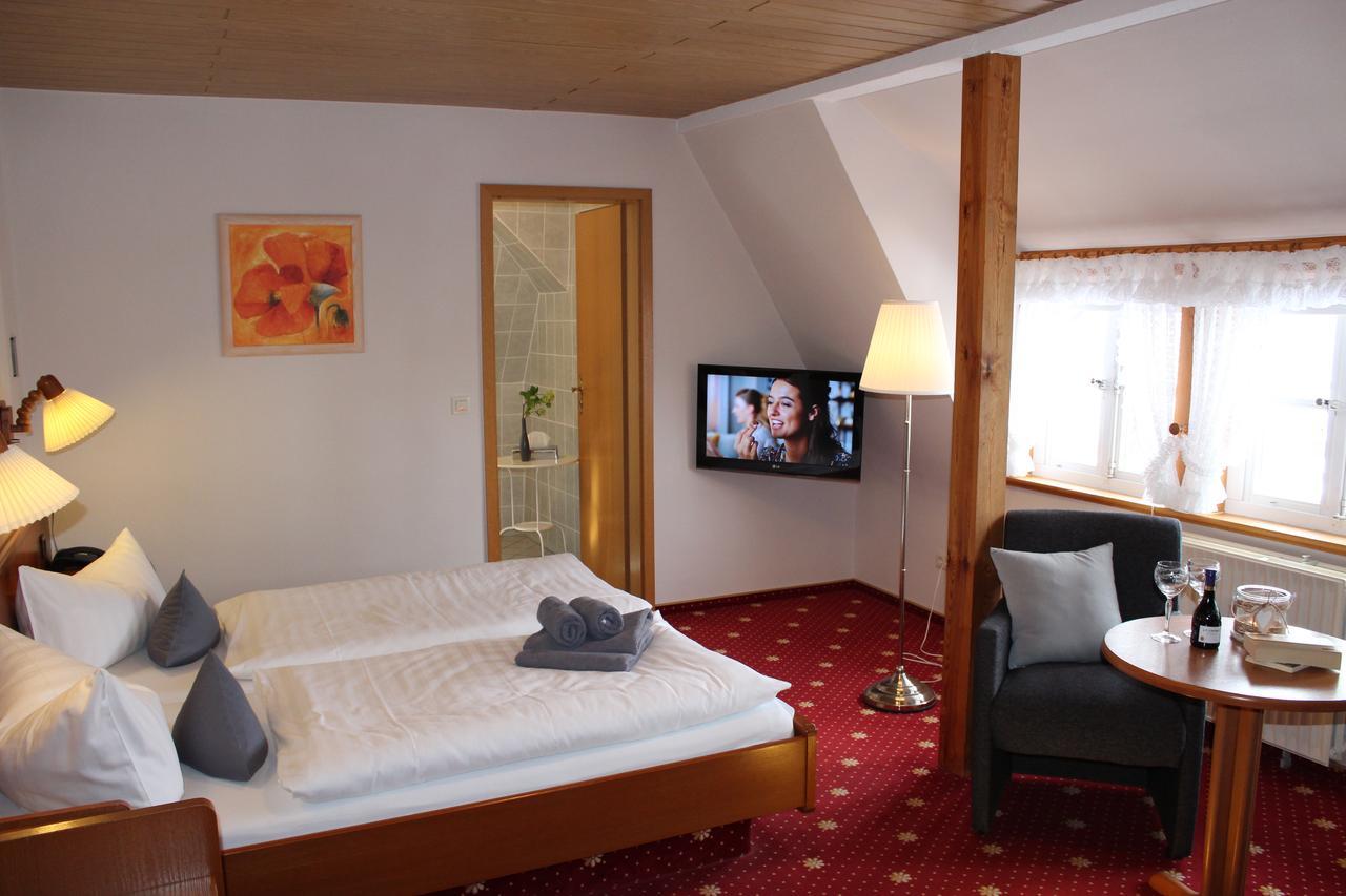 Ferien- Und Wellnesshotel Waldfrieden Hitzacker Esterno foto