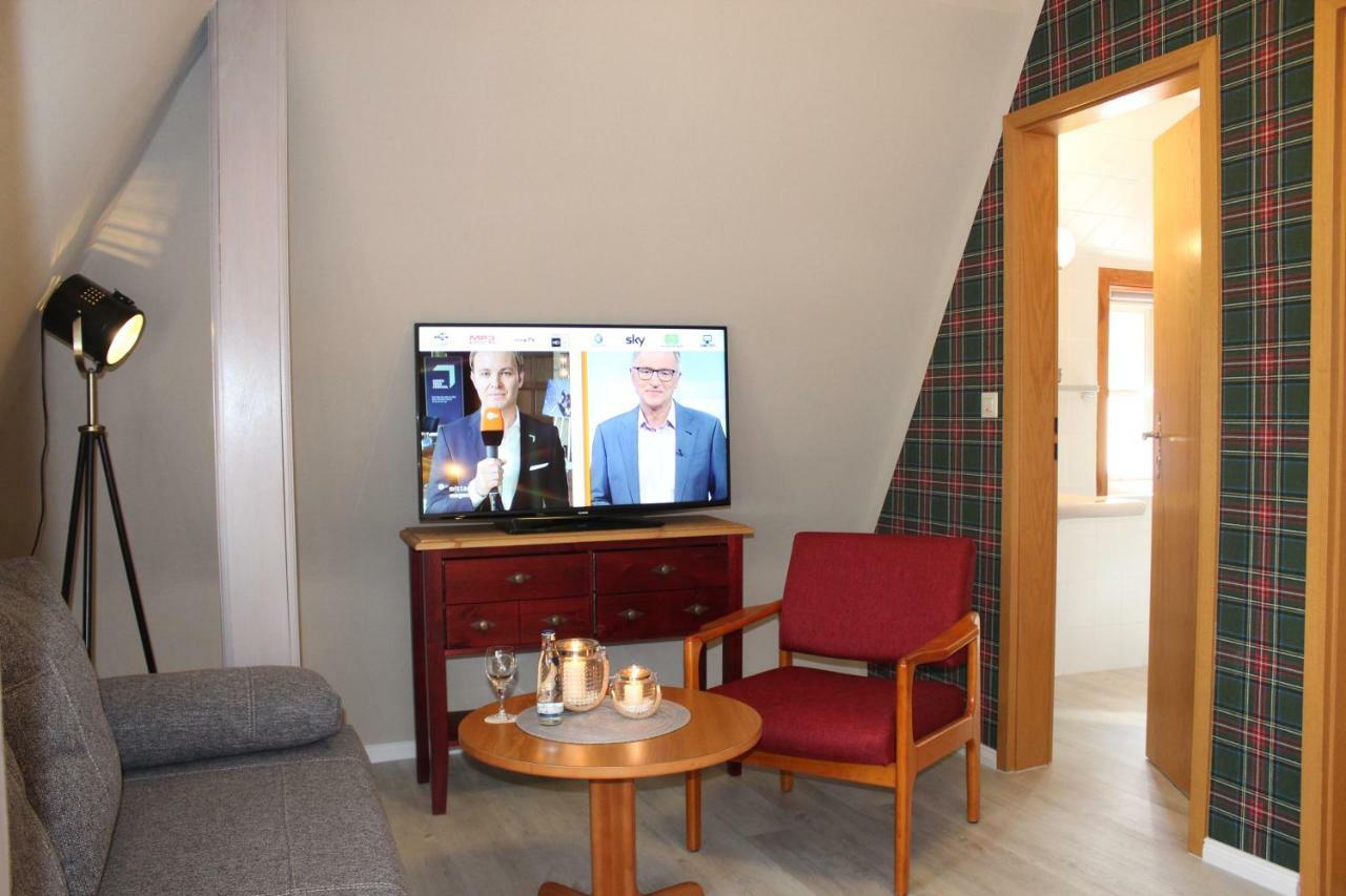 Ferien- Und Wellnesshotel Waldfrieden Hitzacker Esterno foto